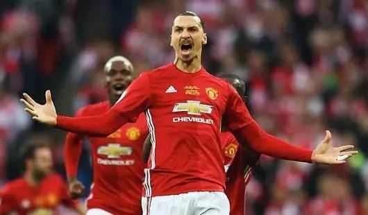 纳女足的可 纳女足的可